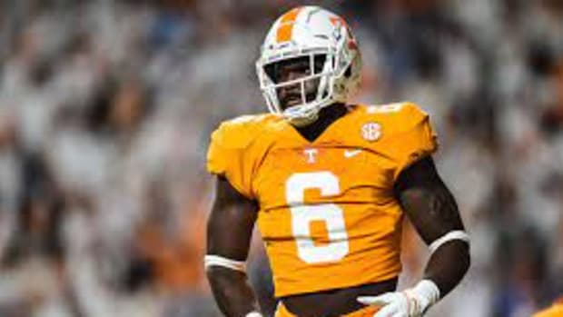 byron young ten.jfif
